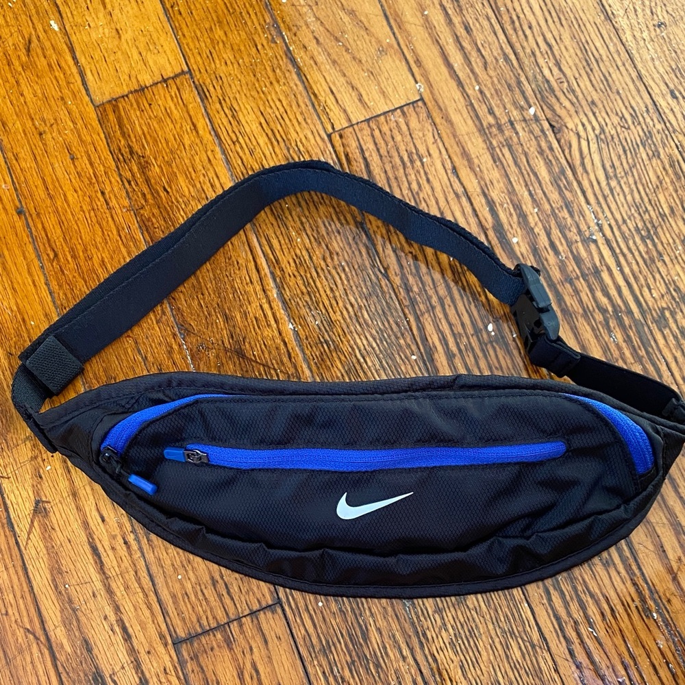 Nike Men's Black and Blue Fanny Pack Belt bag